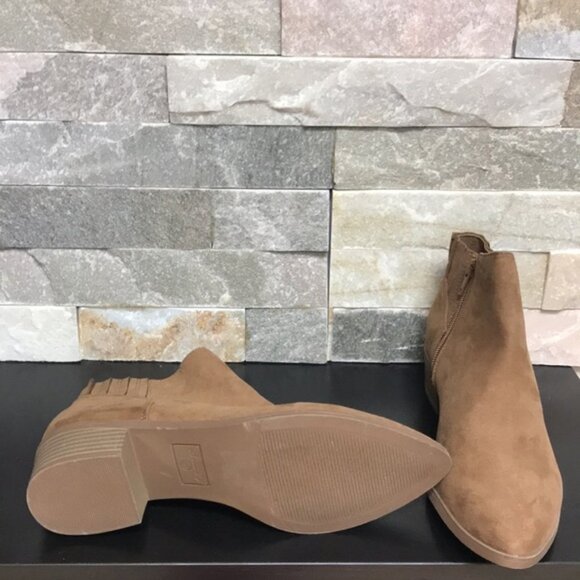 American Rag Tori Fabric Pointed Toe Ankle Boots - Picture 4 of 4